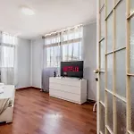Domus Pamphili Free Netflix & Ac